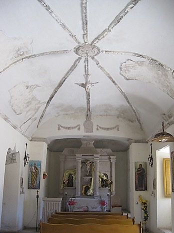 Mission Santa Gertrudis interior Baja