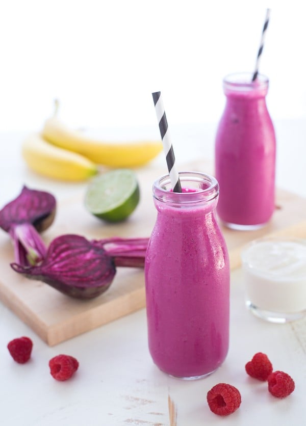 Berry & Beet Smoothies - A bright and vibrant breakfast or snack! Chock full of nutrients with a sweet, fruity taste. | foxeslovelemons.com