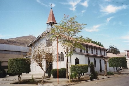 Eiffel Church Iglesia de Santa Barbara