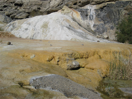 El Volcan Geyser Site