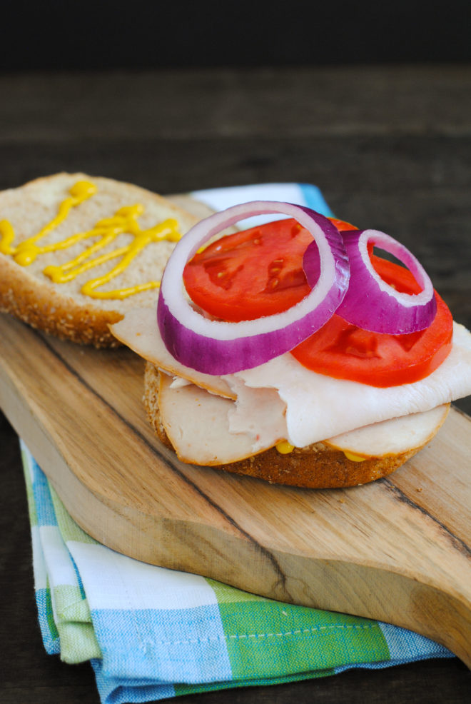 Culinary School Lesson: How to Tame an Onion's Bite - How to add onions to a dish without overpowering the other flavors! | foxeslovelemons.com